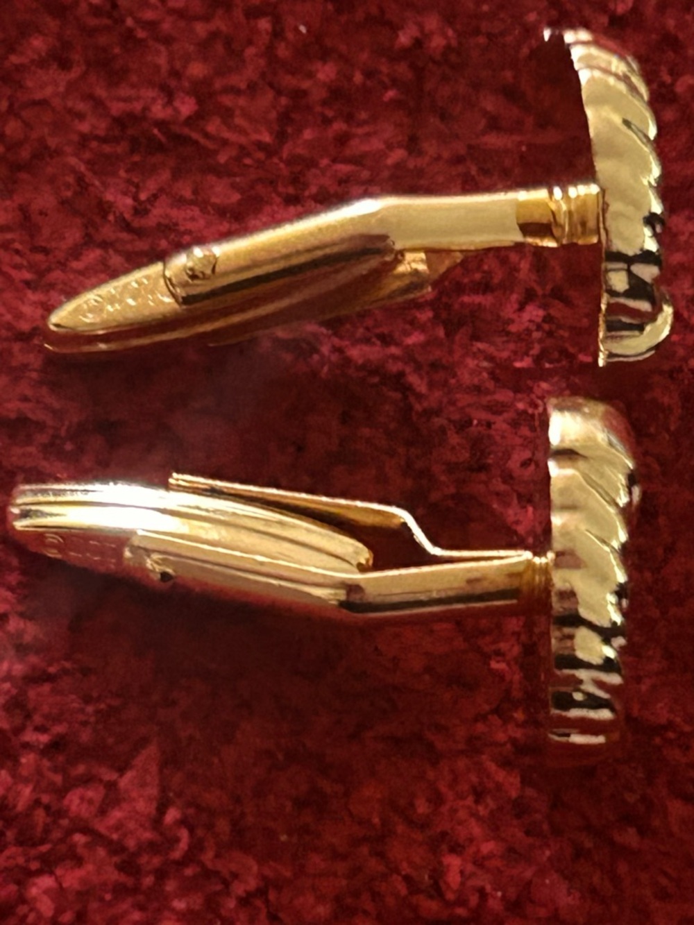 Christian Dior Unisex Gold ICONIC CD logo Cufflinks Like New - Picture 4 of 5